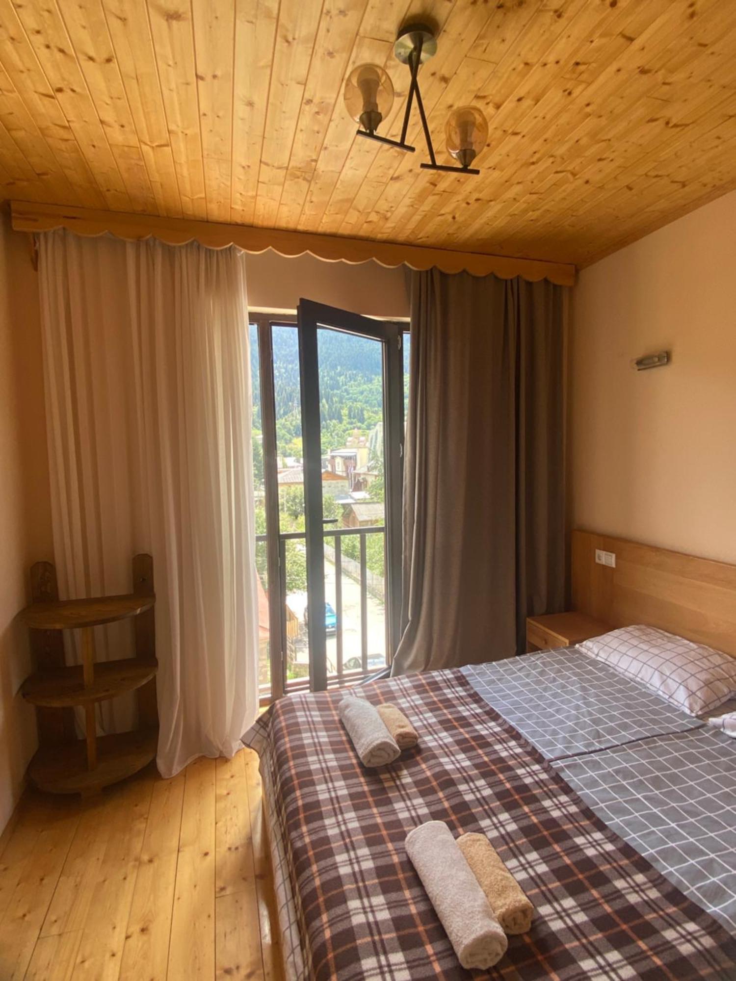 Sana Guest House Mestia Exterior photo